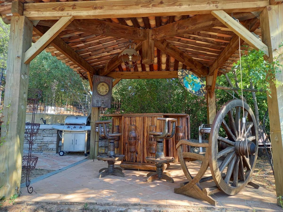 Maison Au Castellet 勒卡斯特雷特 外观 照片