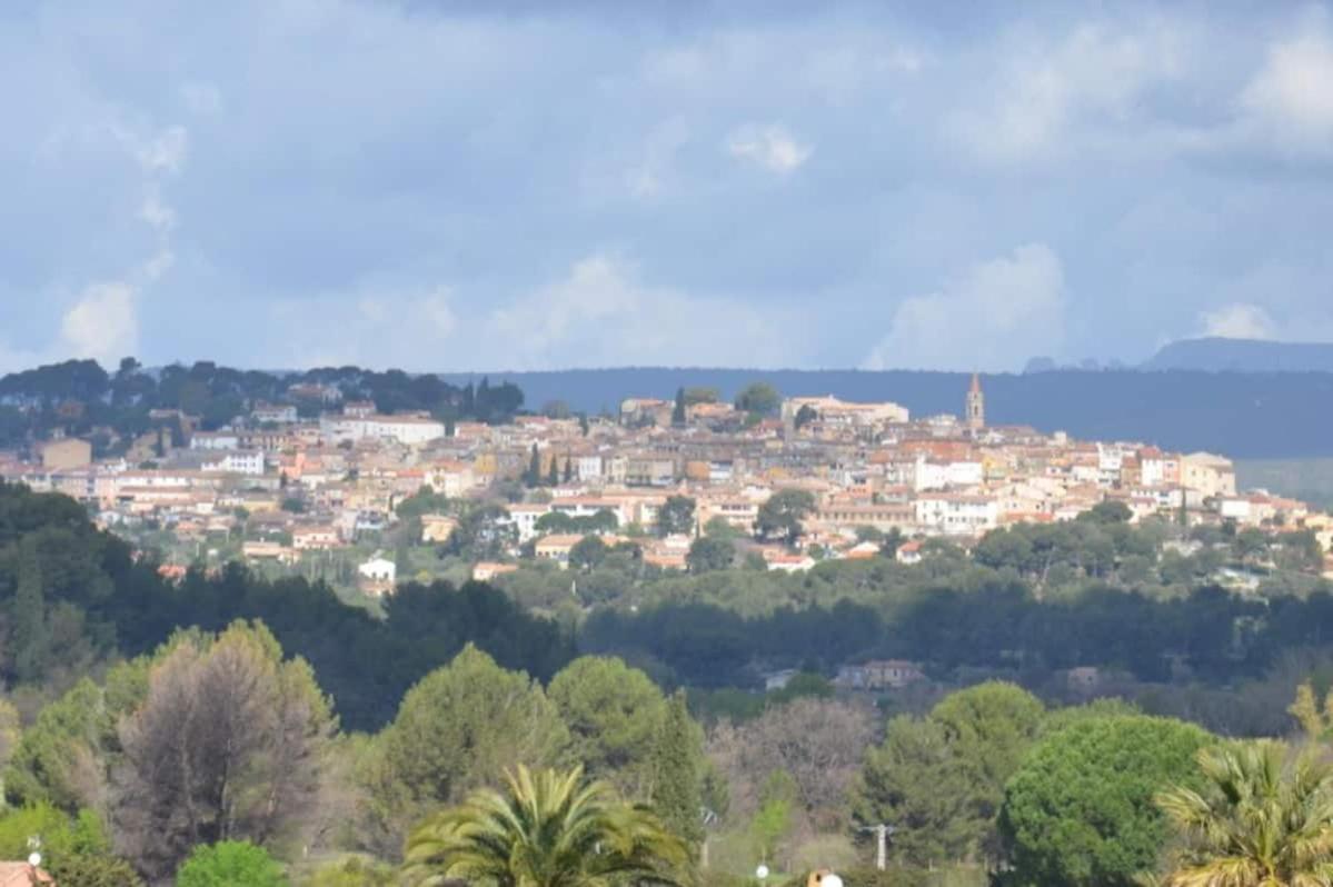 Maison Au Castellet 勒卡斯特雷特 外观 照片
