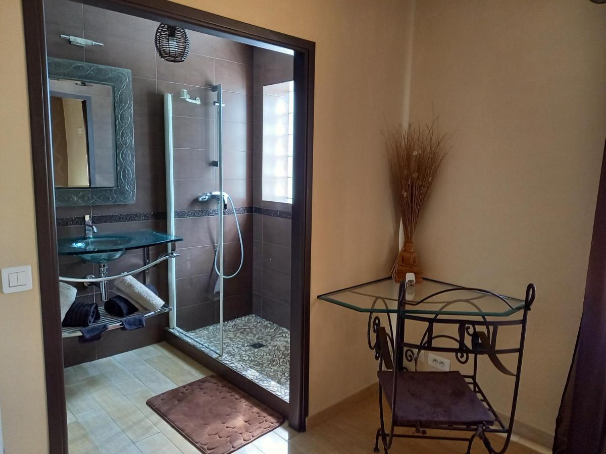 Maison Au Castellet 勒卡斯特雷特 外观 照片