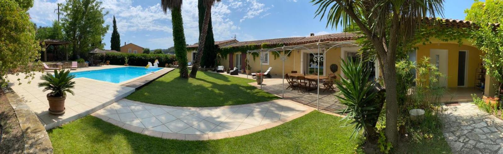 Maison Au Castellet 勒卡斯特雷特 外观 照片